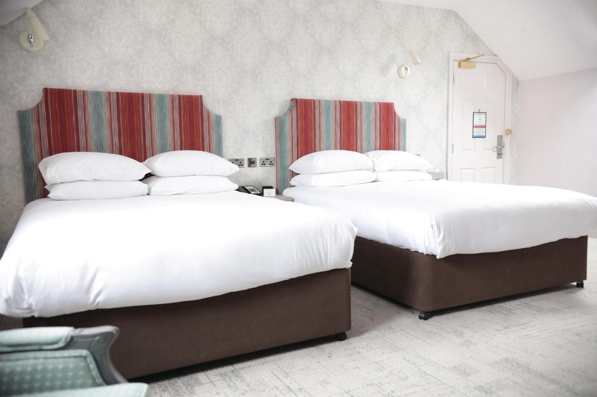 מלון Doubletree By Hilton יורק מראה חיצוני תמונה